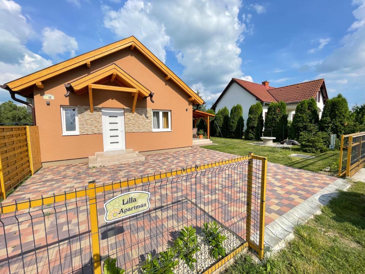 Lilla Apartman Balatonkeresztur Exterior photo